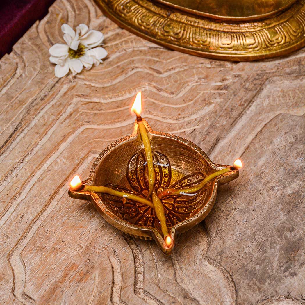 4mukhi Mitti Deeye