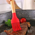 Oil Brush Heavy Duty W/WOODEN Handle